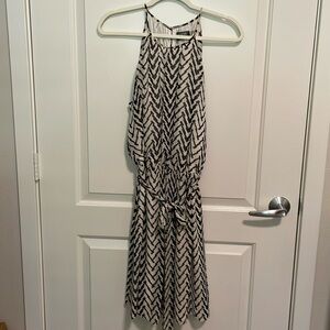 Women’s - Guess - Halter Dress - Black/ Cream - size 10